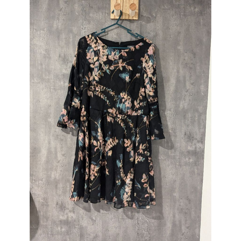 Women's Vince Camuto Dress, Size 6, Black Floral